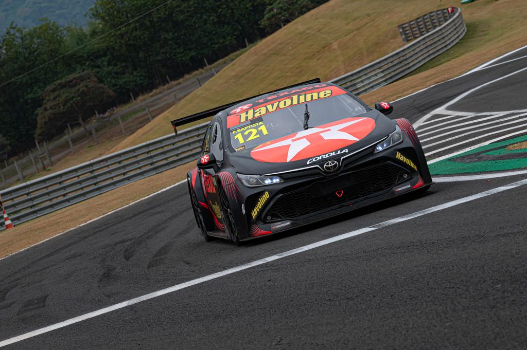 Momento Velocidade traz perfil de mais um jovem talento da Stock Car: Felipe Baptista