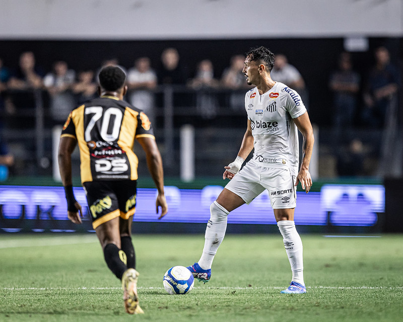 VAR: oculto ou deficiente em Santos x Novorizontino